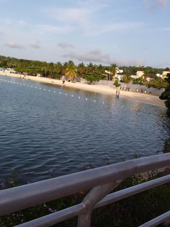 Mcfarlane'S Place Ocho Rios Exterior photo