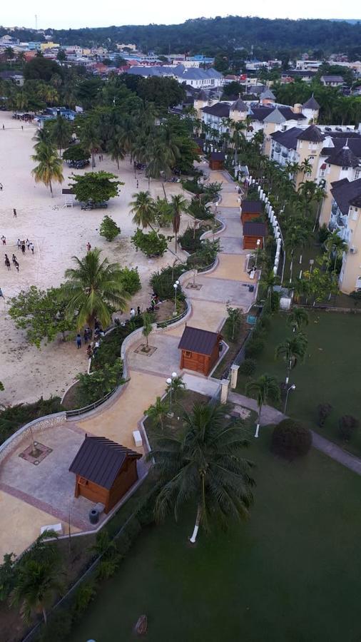 Mcfarlane'S Place Ocho Rios Exterior photo